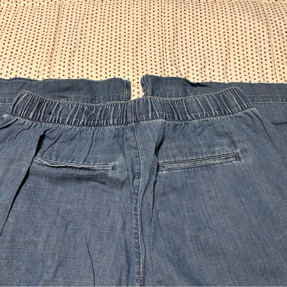 Abercrombie and Fitch Denim Pants - Picture 2 of 3